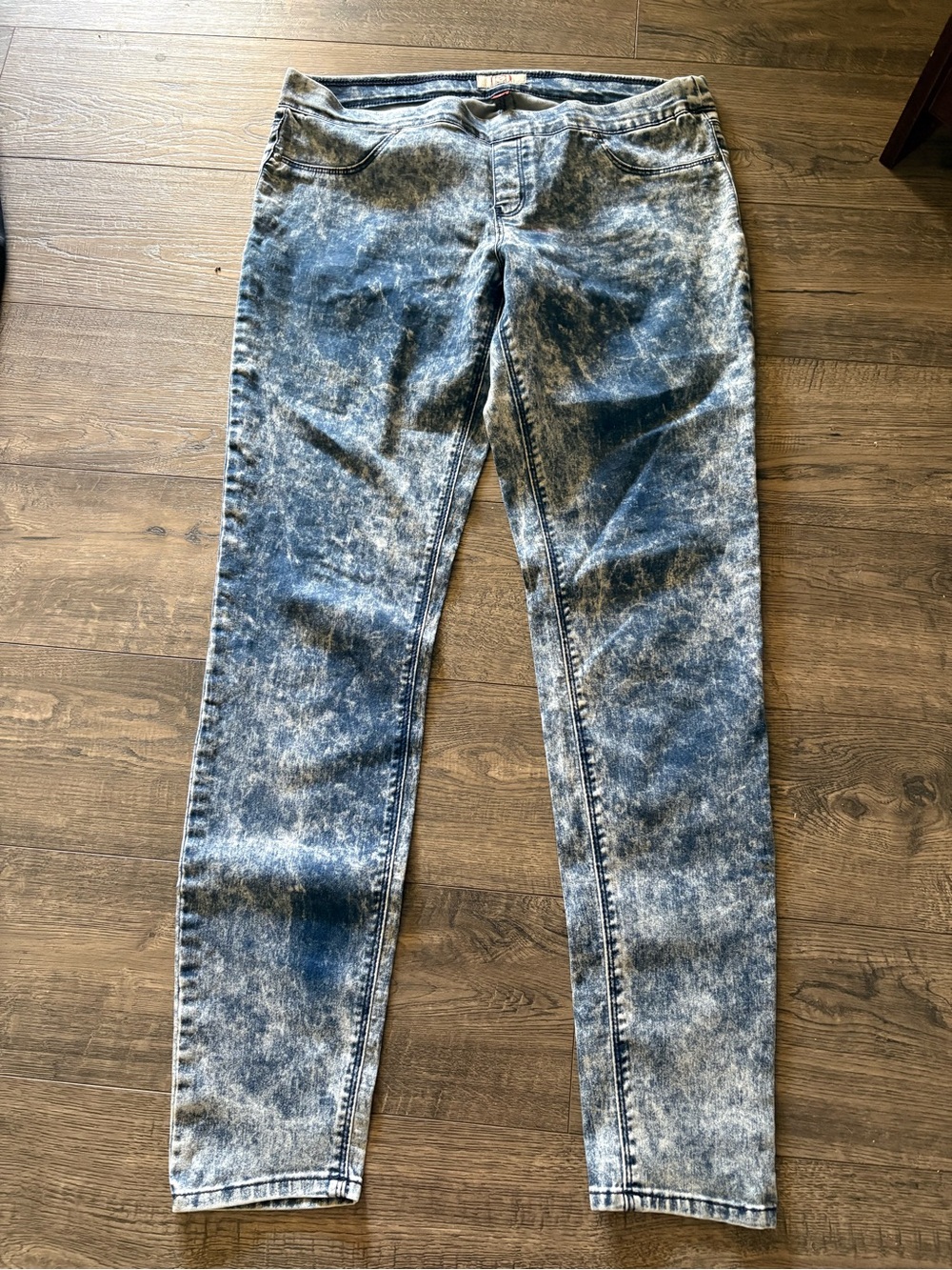 Women’s Acid Wash Blue Skinny Jeans